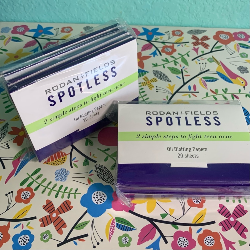 Rodan + Fields SPOTLESS Oil Blotting Papers